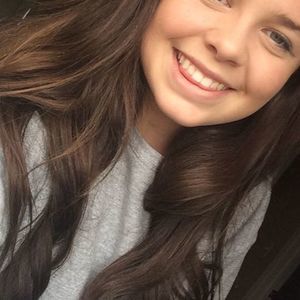 Meet your Posher, Leigha